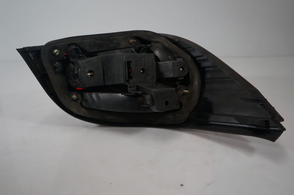 Rear/tail lights (7)