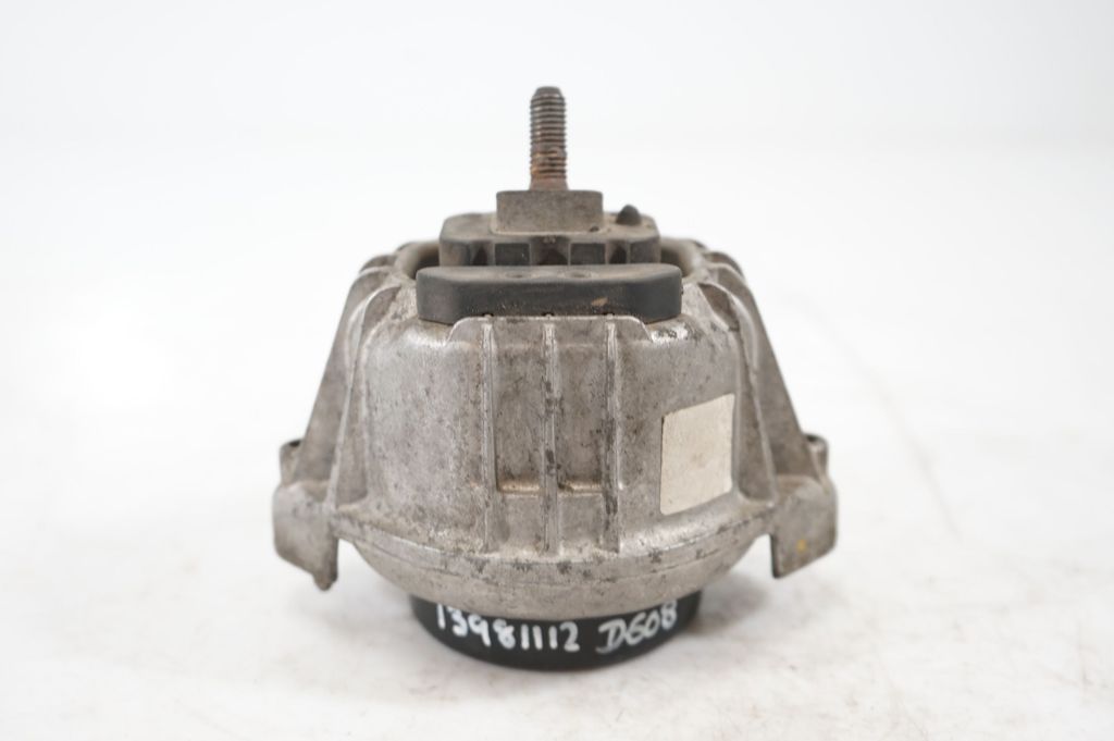 Engine mount bracket (4)