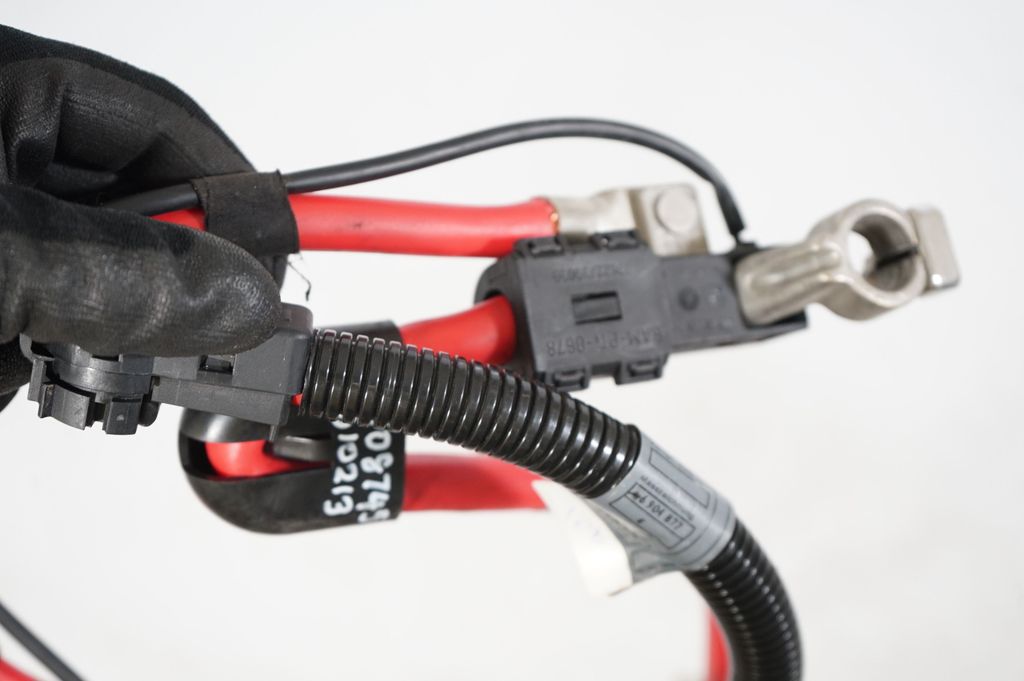 Positive cable (battery) (8)