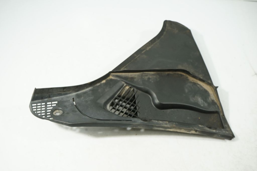 Wiper trim (3)