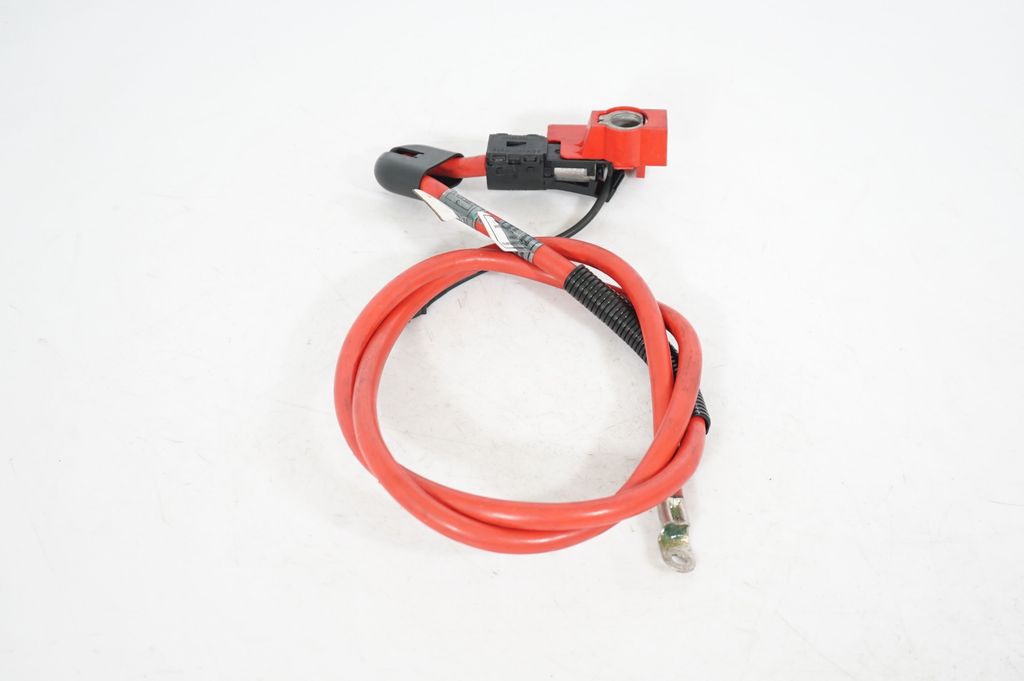 Positive cable (battery) (4)