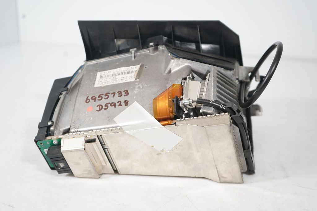 Head up display screen (8)