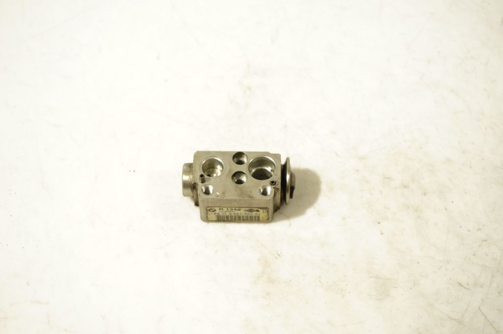 Air conditioning (A/C) expansion valve