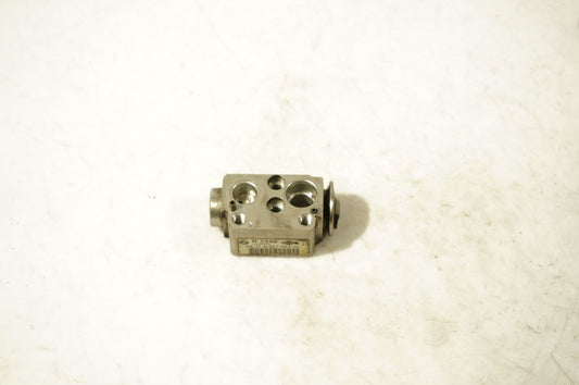 Air conditioning (A/C) expansion valve