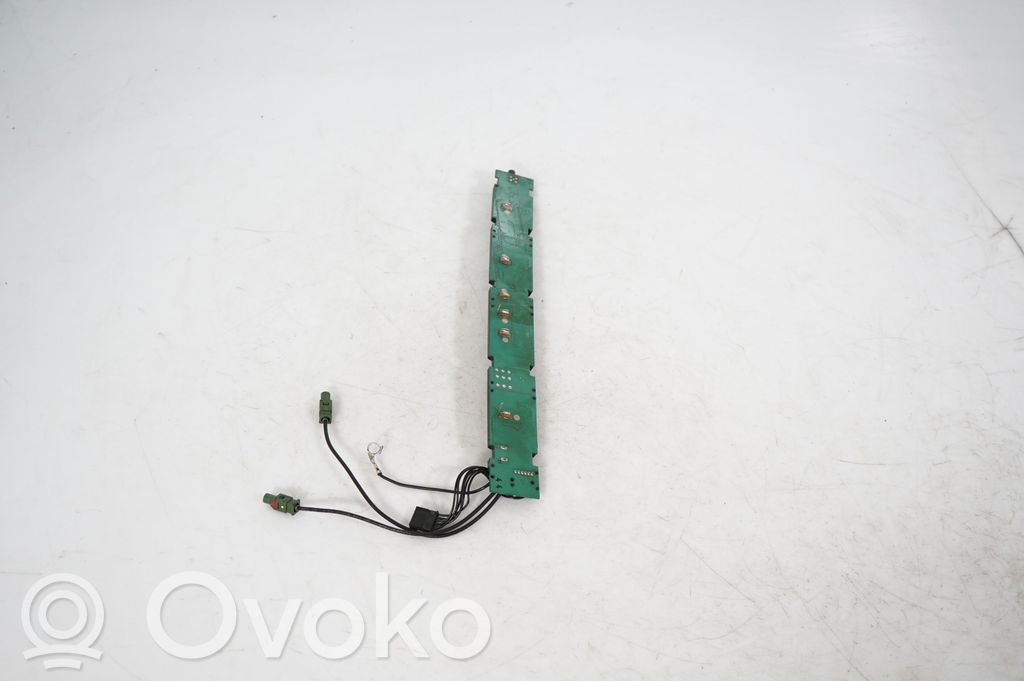 Aerial antenna amplifier (4)