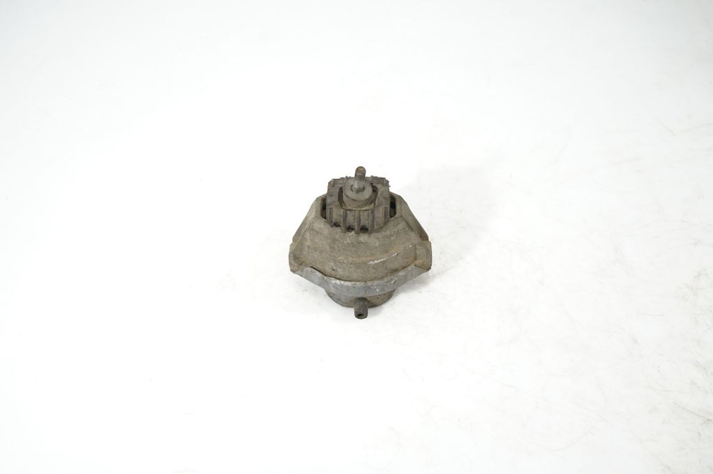 Engine mount bracket (2)