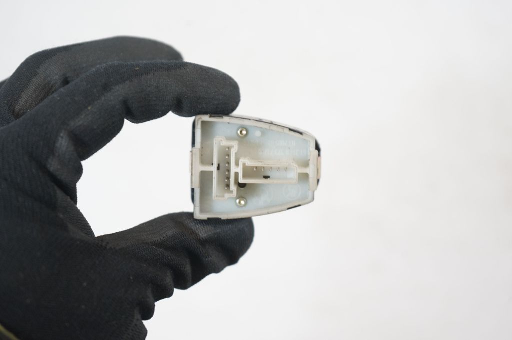 Wing mirror switch (5)