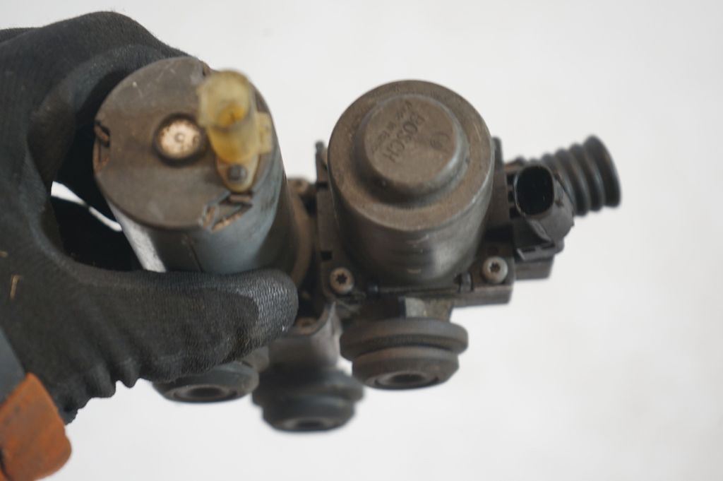 Coolant heater control valve (7)