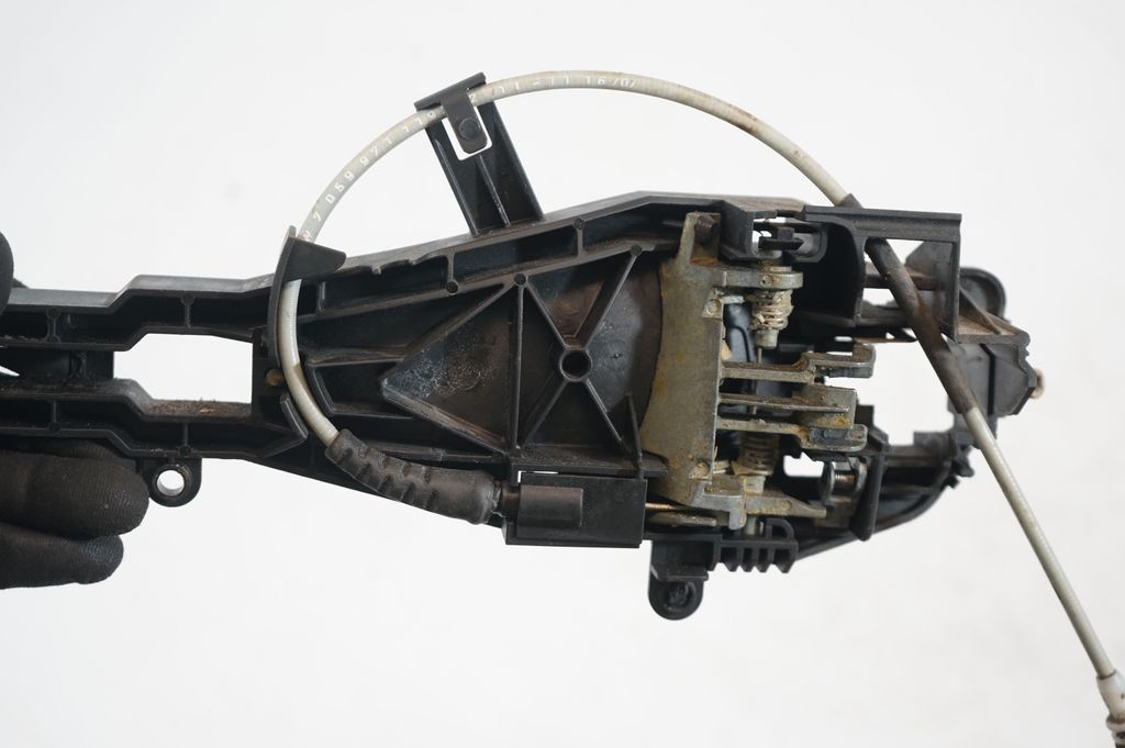 Front door exterior handle/bracket (5)