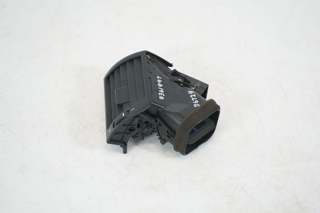 Dashboard side air vent grill/cover trim (2)