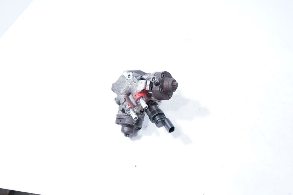 Fuel injector (2)