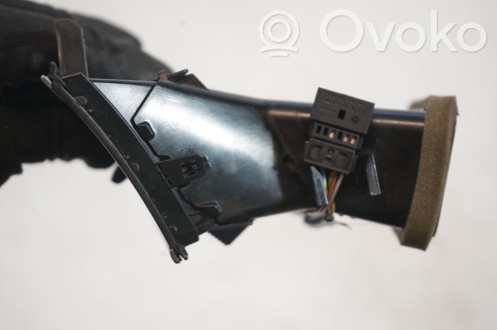 Dash center air vent grill (7)