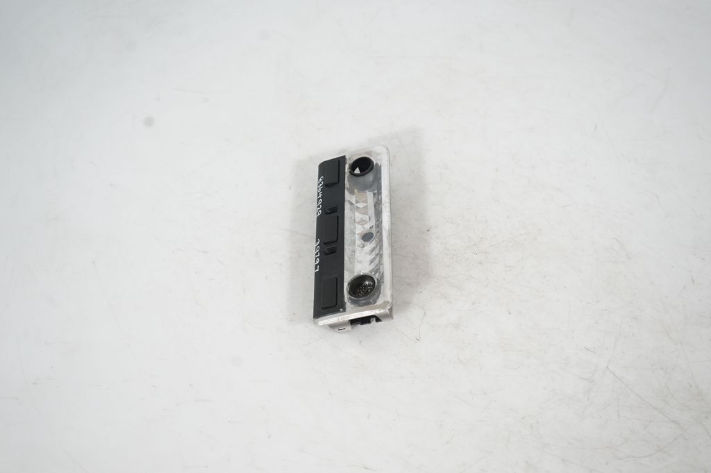 Front seat light (2)