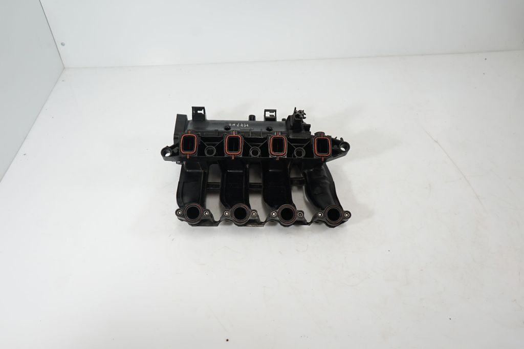 Intake manifold (5)