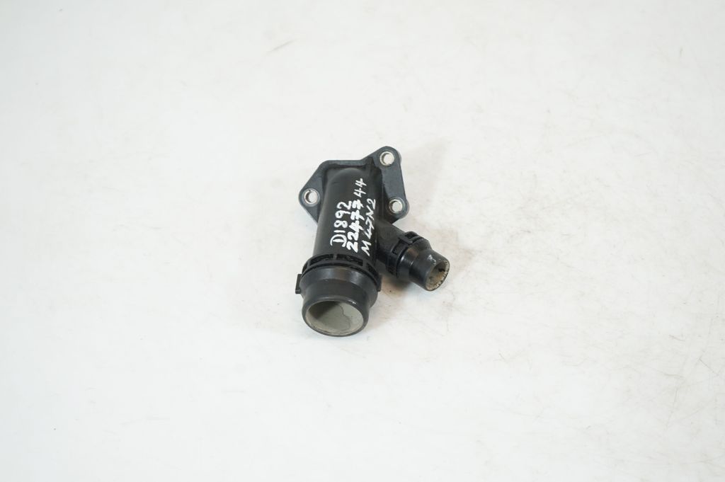 Engine coolant pipe/hose (4)