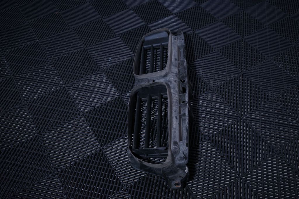 Radiator support slam panel (2)