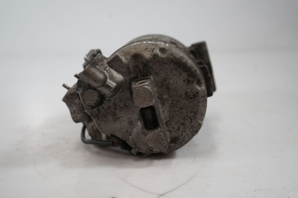 Air conditioning (A/C) compressor (pump) (8)