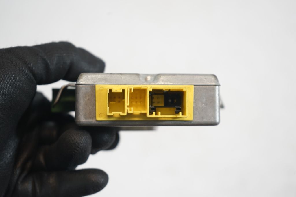 Door control unit/module (7)