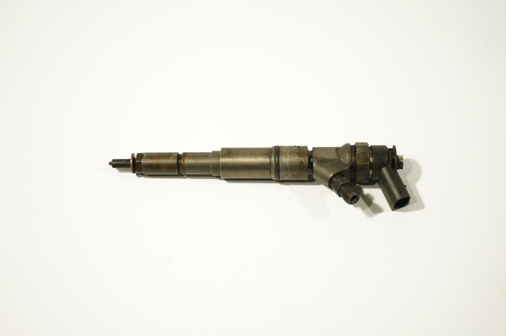 Fuel injector (4)