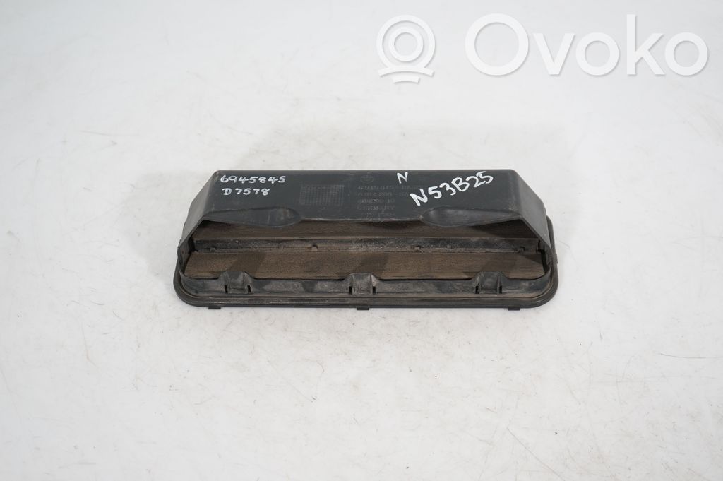 Quarter panel pressure vent (5)