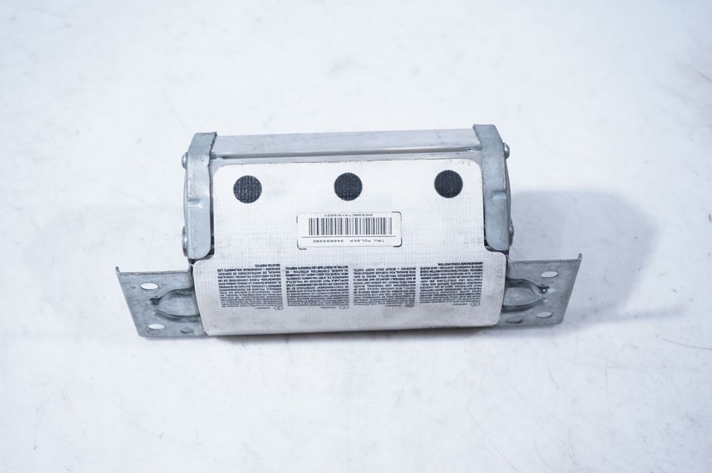 Passenger airbag (6)