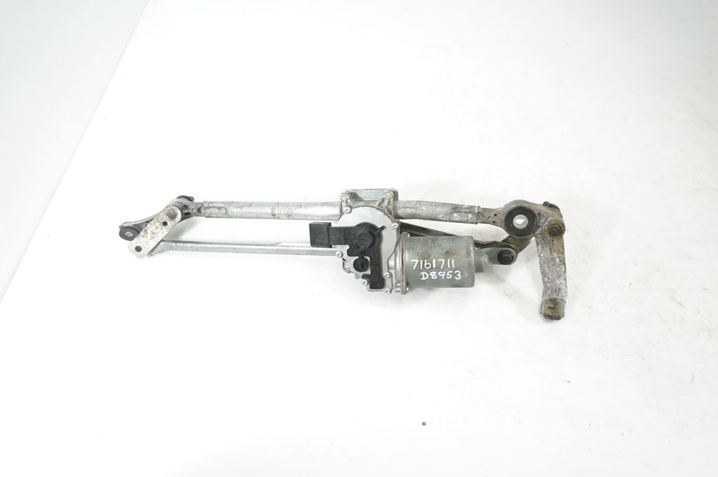 Front wiper linkage and motor