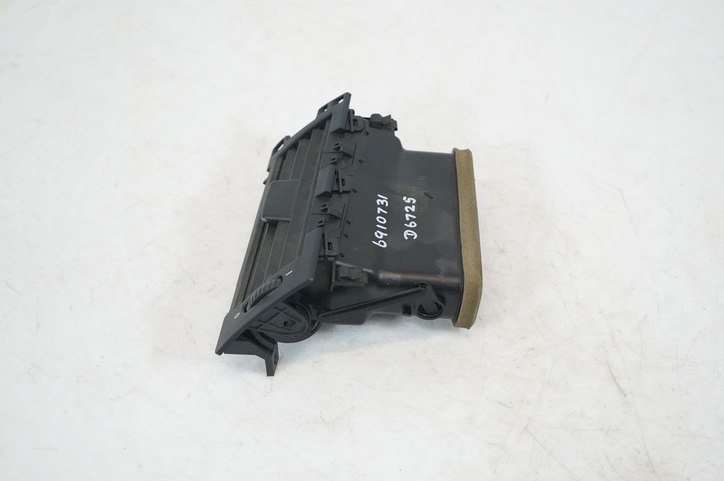 Dashboard side air vent grill/cover trim (2)