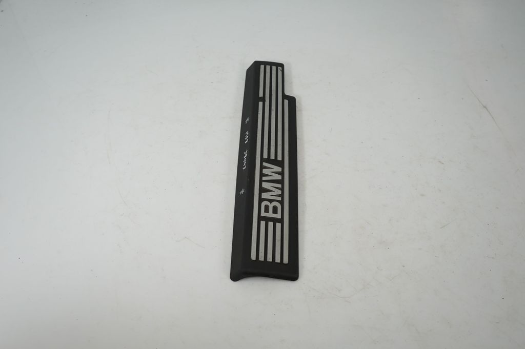 Engine cover (trim) (4)
