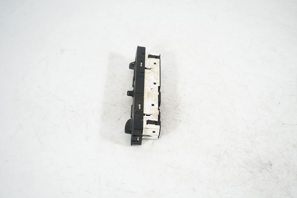 Climate control unit (2)