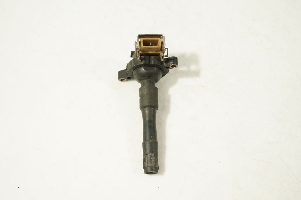 High voltage ignition coil