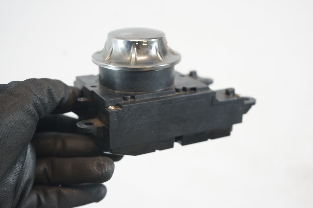 Head unit multimedia control (7)