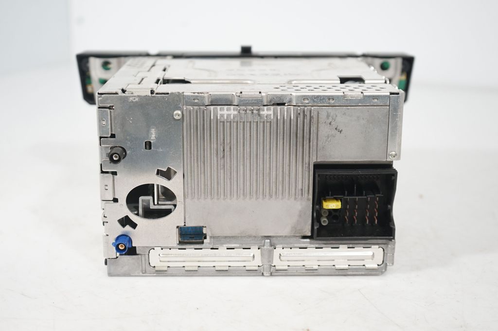 Sound system wiring loom (8)