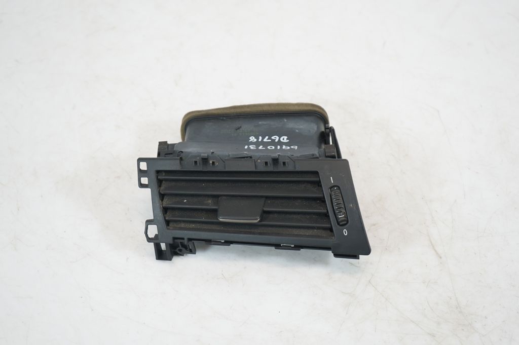 Dashboard side air vent grill/cover trim