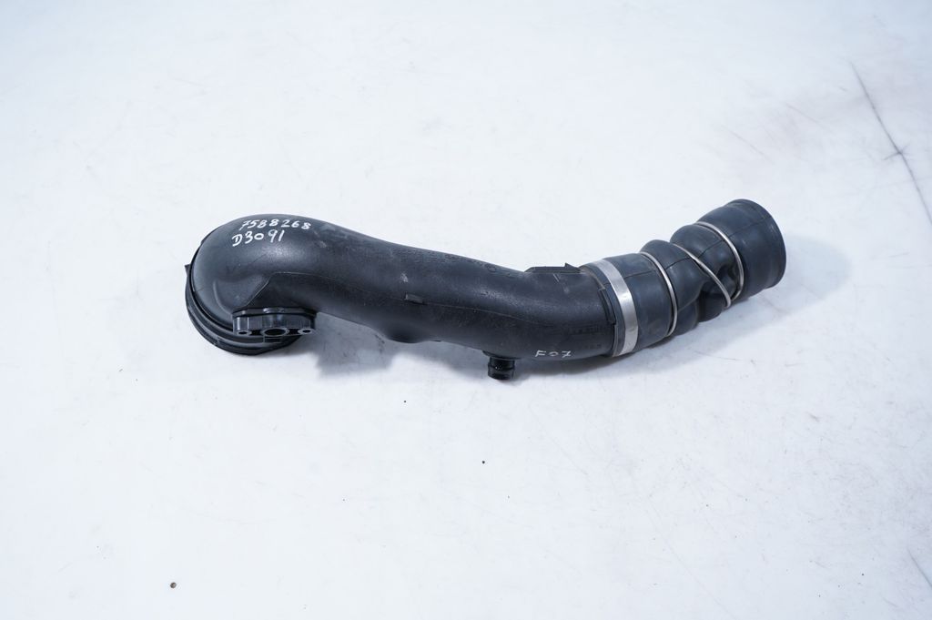 Intercooler hose/pipe