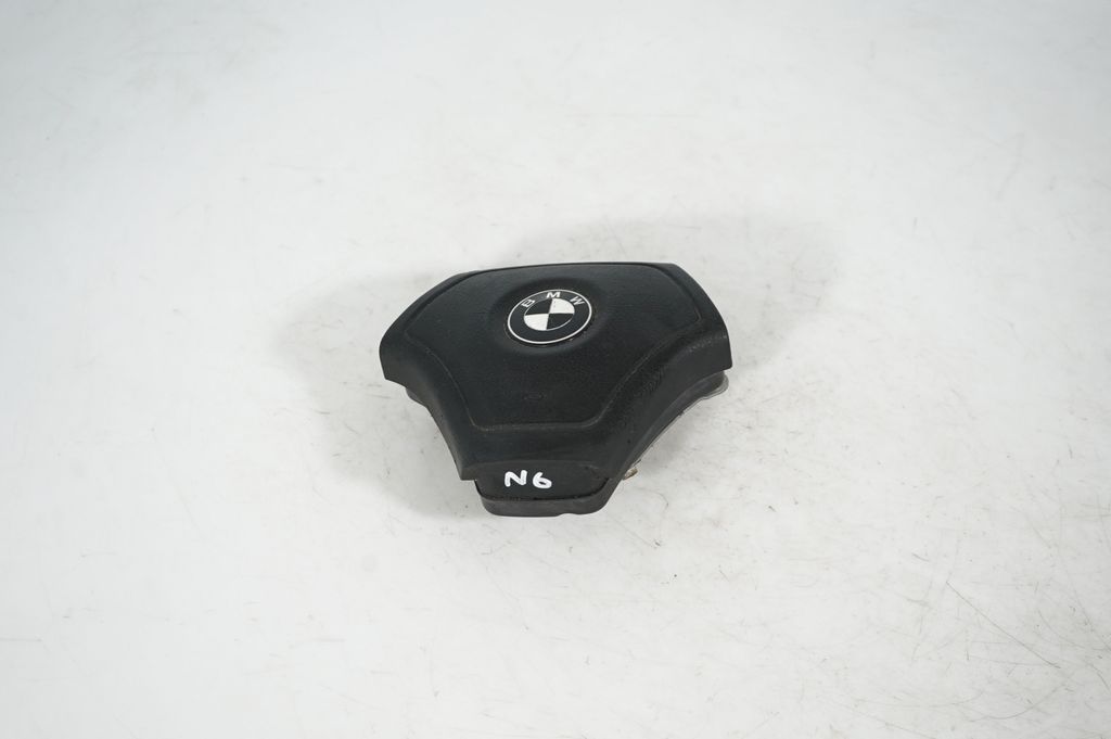 Steering wheel airbag