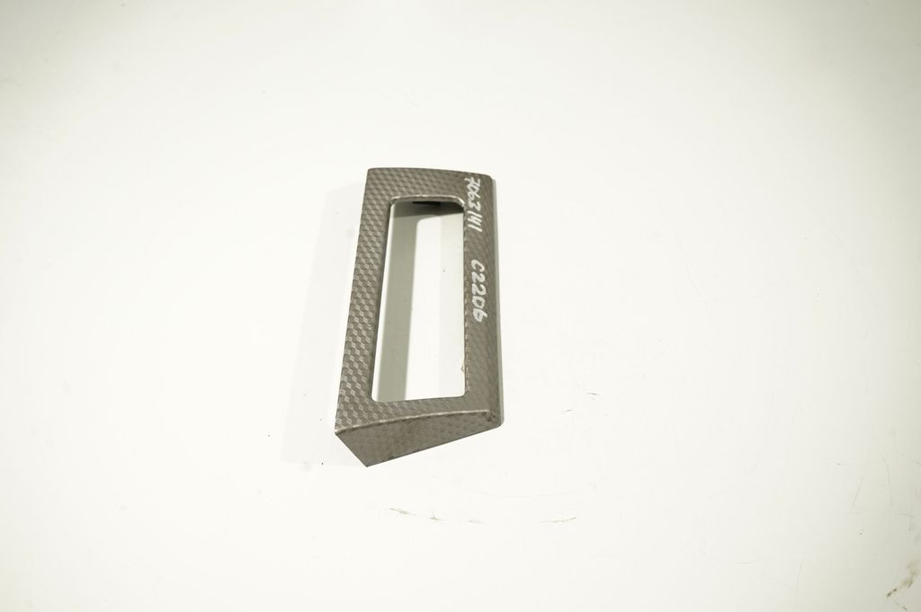 Dashboard glove box trim (10)