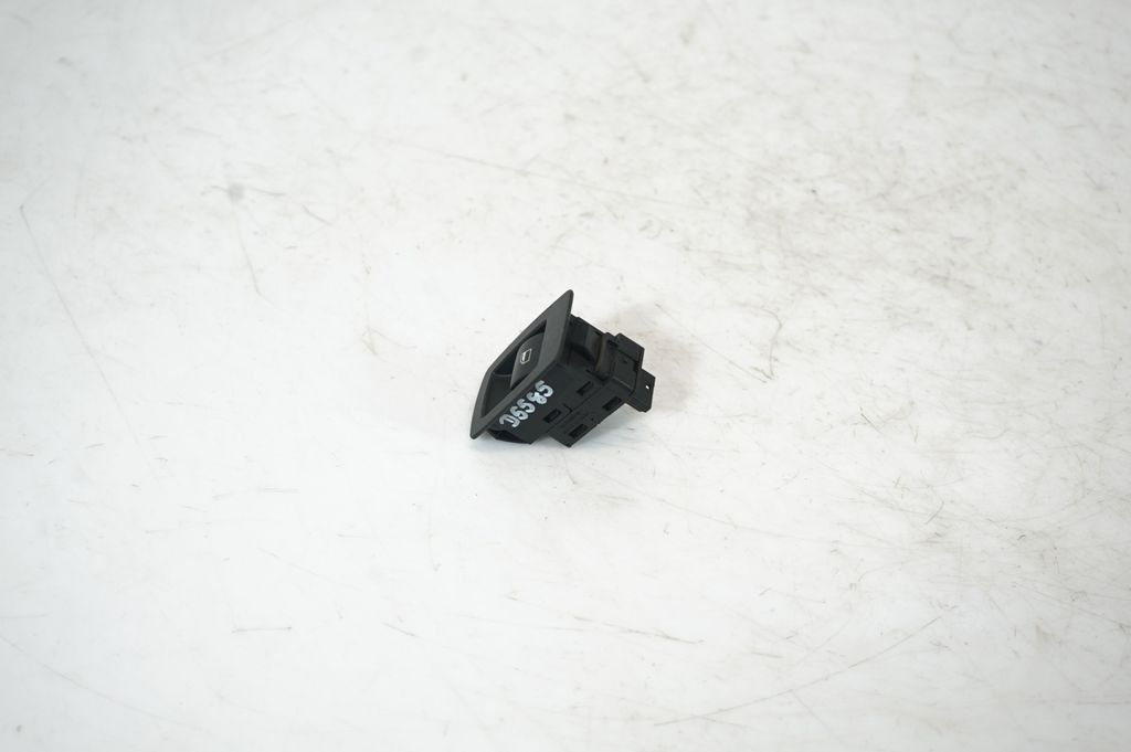 Electric window control switch (2)