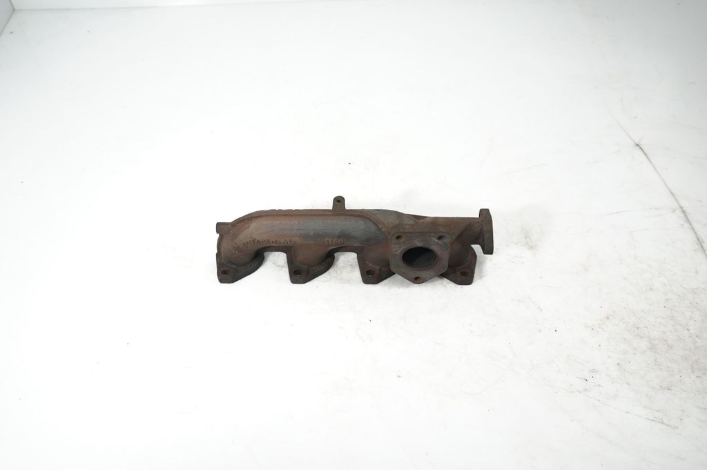 Exhaust manifold (3)