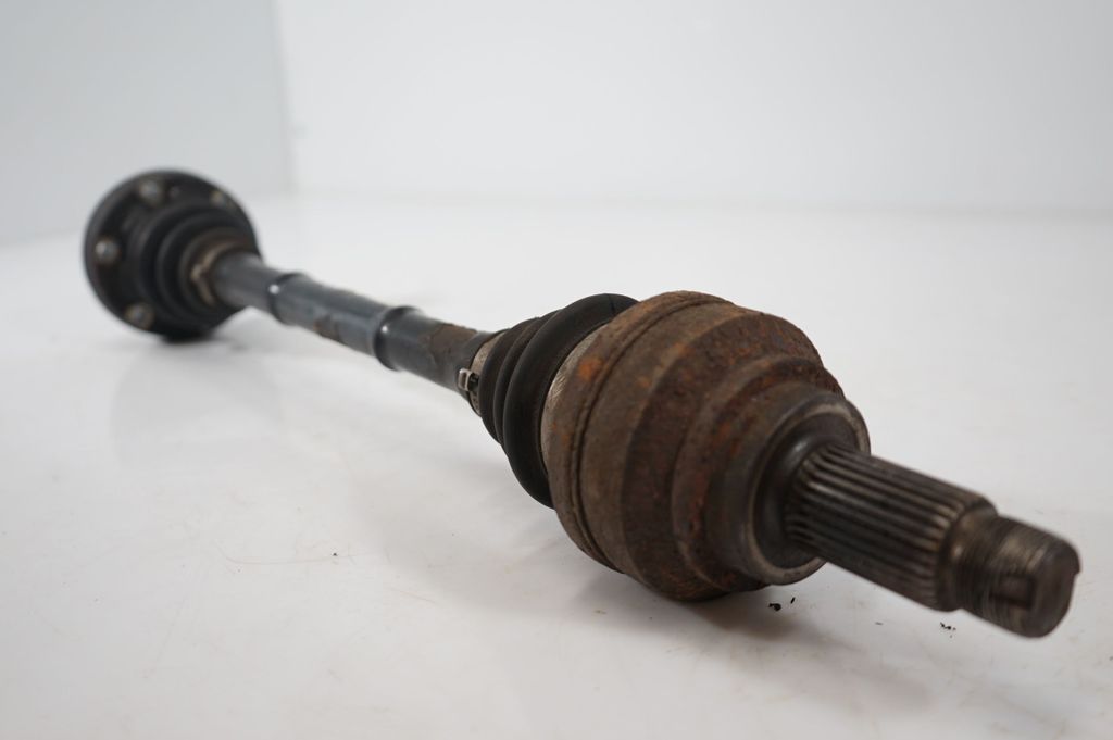 Rear driveshaft (5)