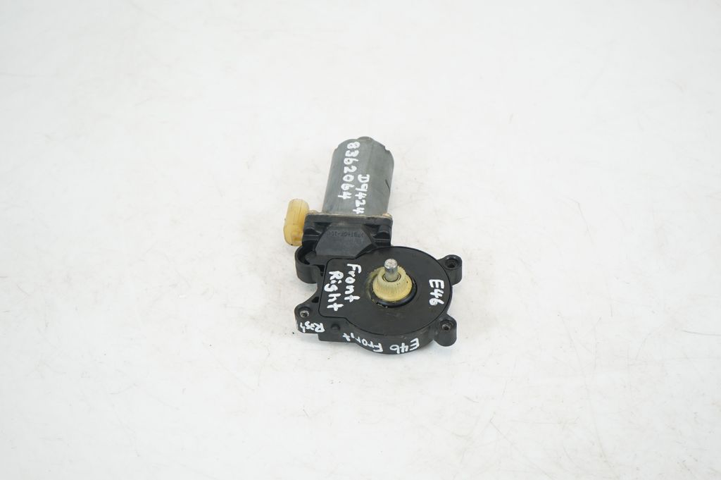 Front door window regulator motor (2)