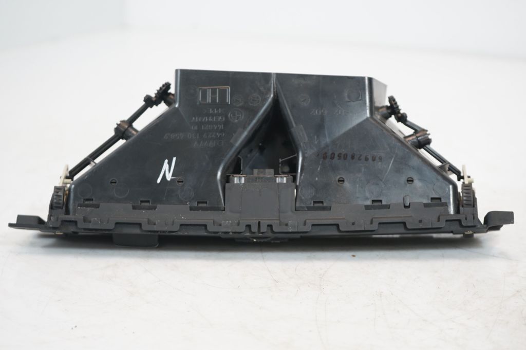 Dash center air vent grill (9)