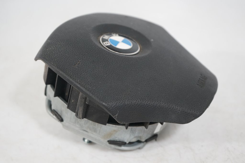 Steering wheel airbag (7)