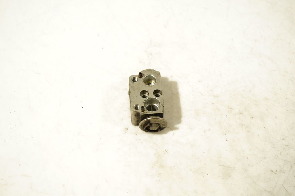 Air conditioning (A/C) expansion valve (2)