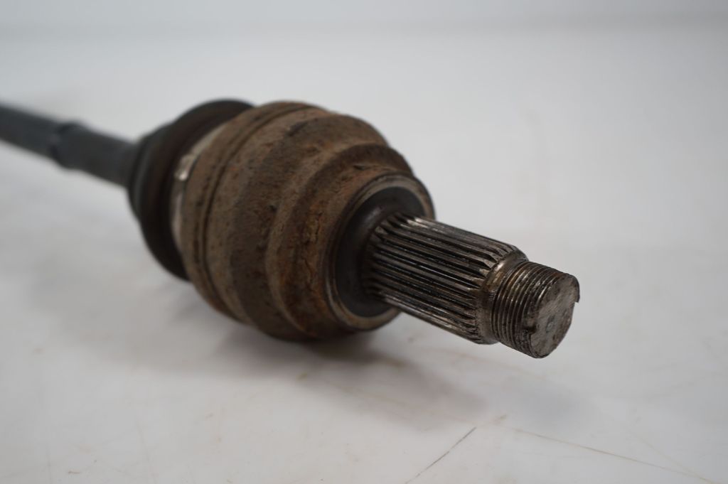 Rear driveshaft (4)