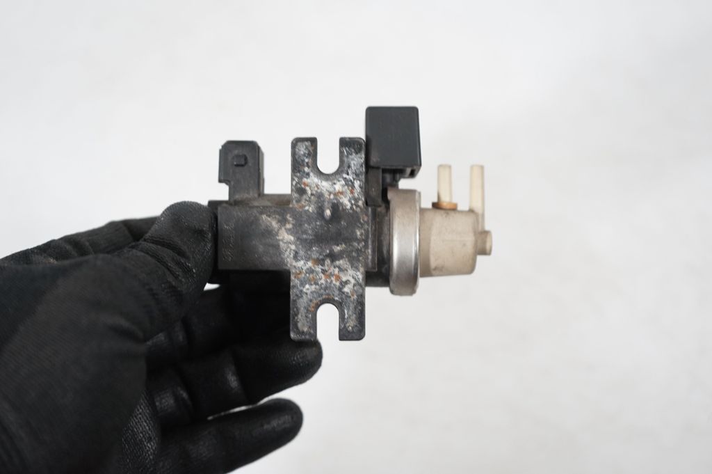 Turbo solenoid valve (7)