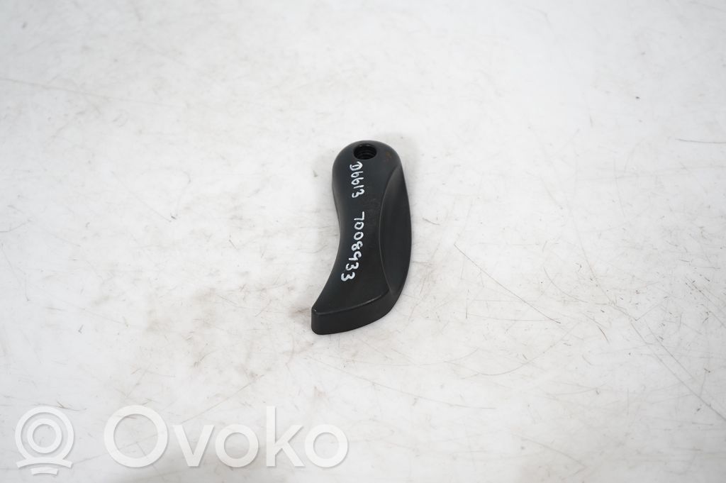 Engine bonnet (hood) release handle (2)