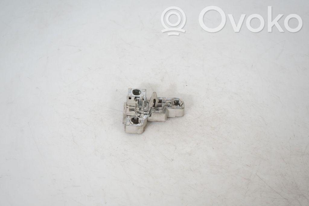 Tail light bulb cover holder