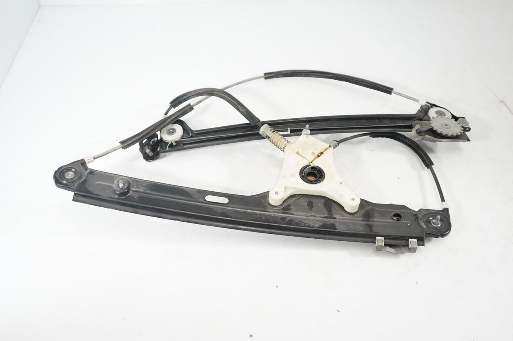 Front door window regulator with motor (5)