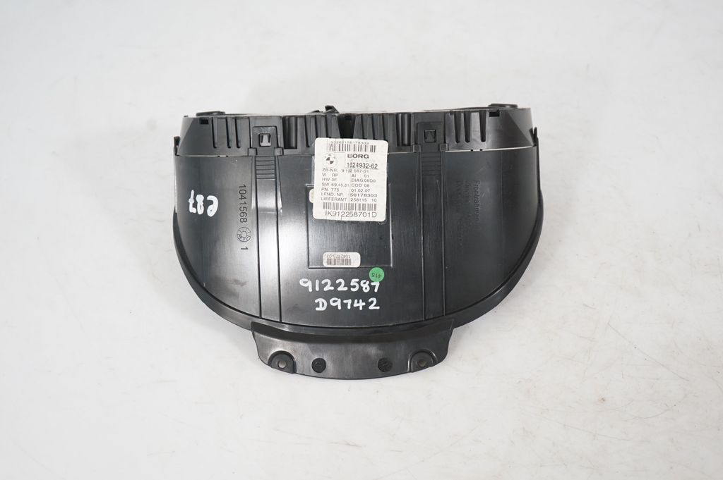 Speedometer (instrument cluster) (5)