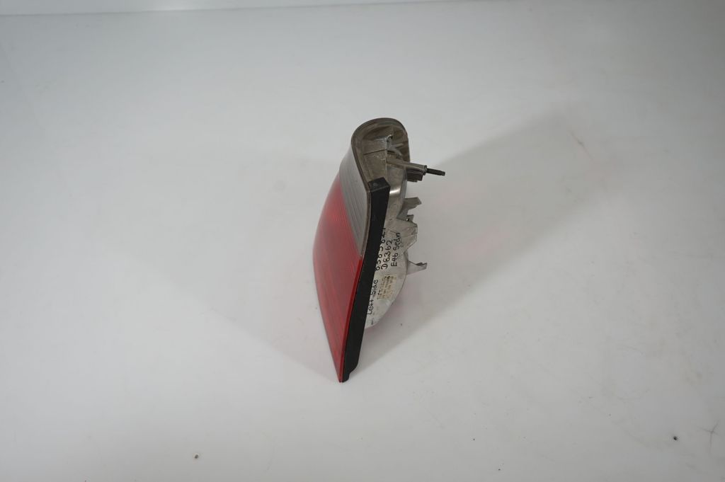 Rear/tail lights (2)